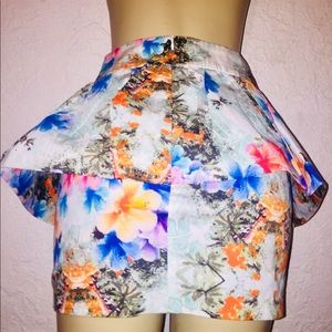 Zara floral peplum skirt * medium